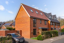 Gladiator Road, Upper Cambourne, CB23