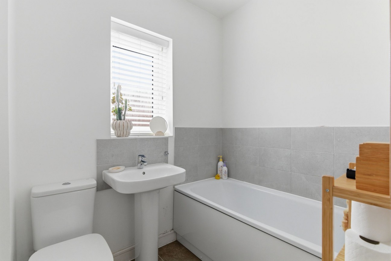 Gladiator Road, Upper Cambourne, CB23