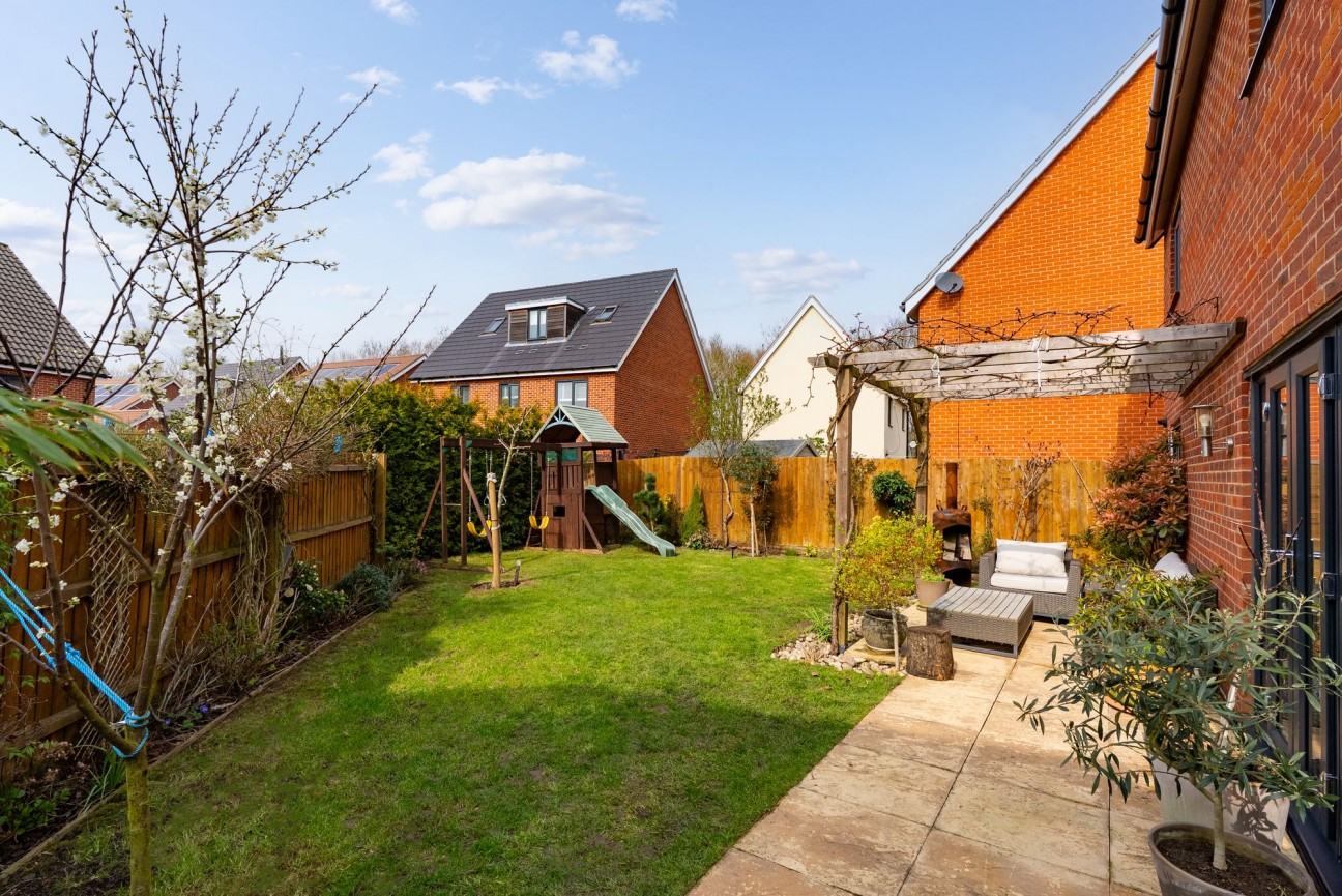 Gladiator Road, Upper Cambourne, CB23