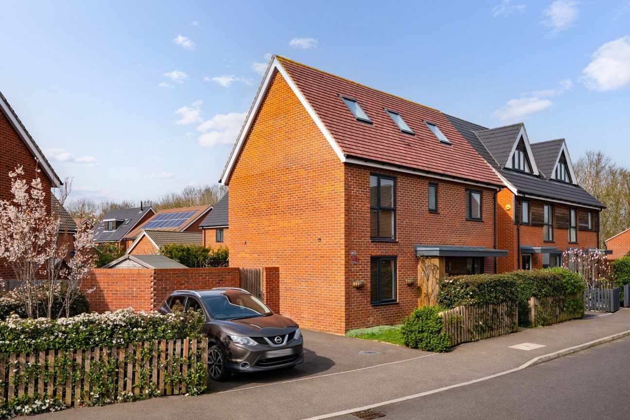 Gladiator Road, Upper Cambourne, CB23