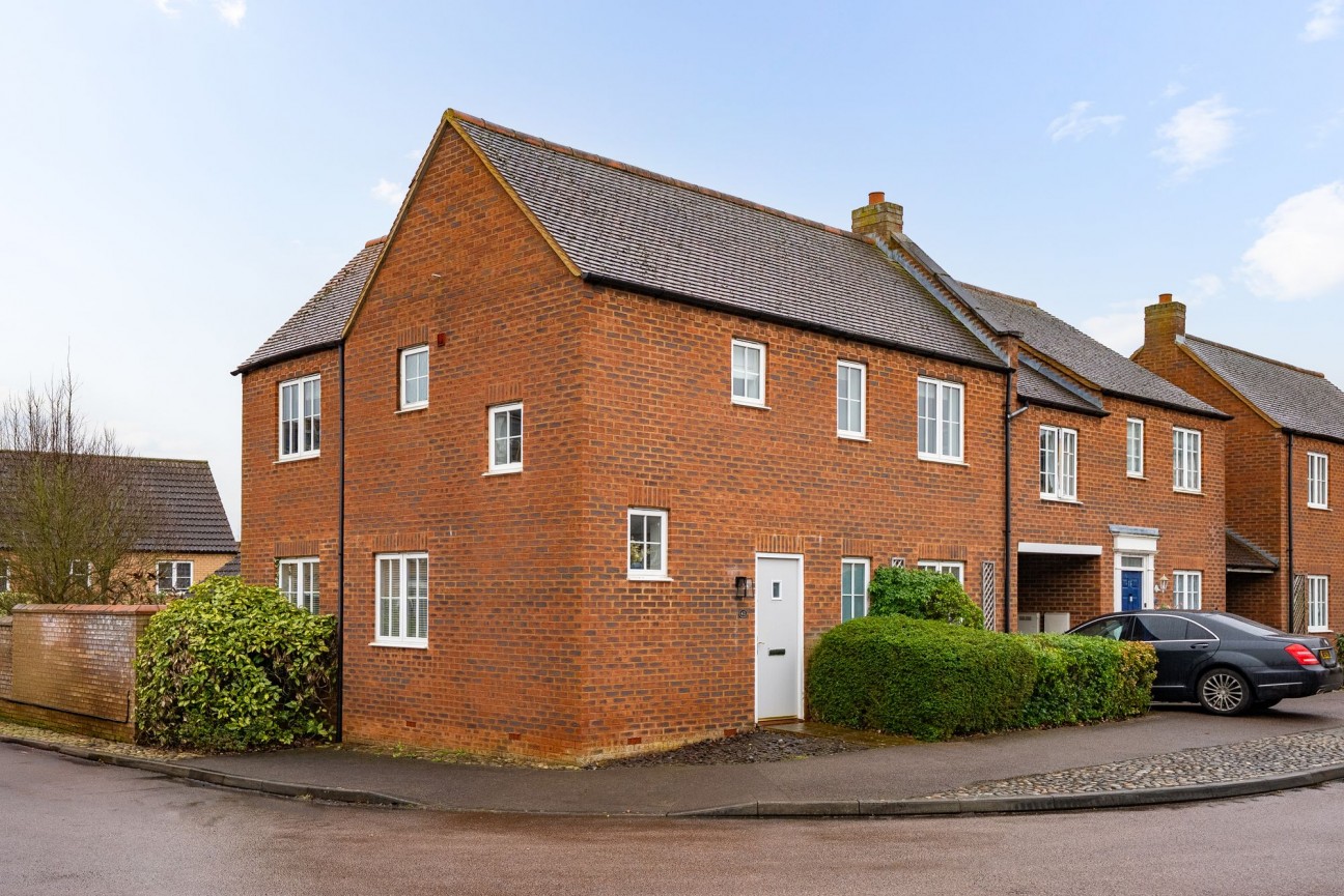 Brookfield Way, Lower Cambourne, CB23