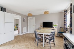 Brookfield Way, Lower Cambourne, CB23