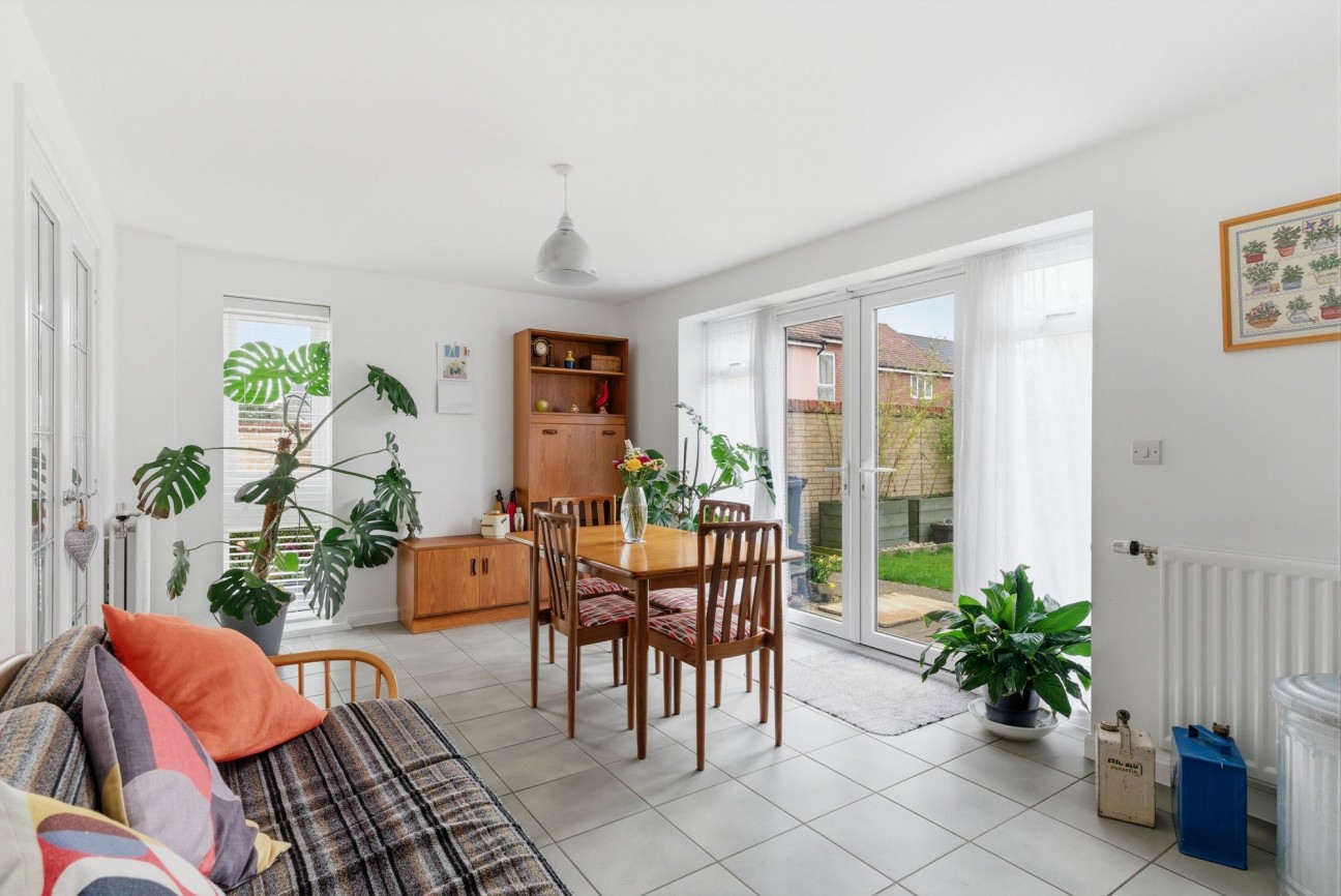 Spitfire Road, Upper Cambourne, CB23