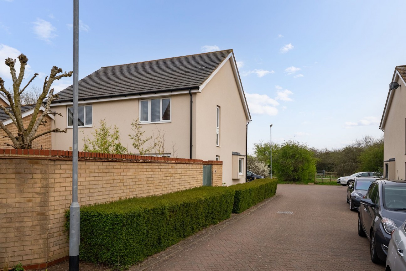 Spitfire Road, Upper Cambourne, CB23