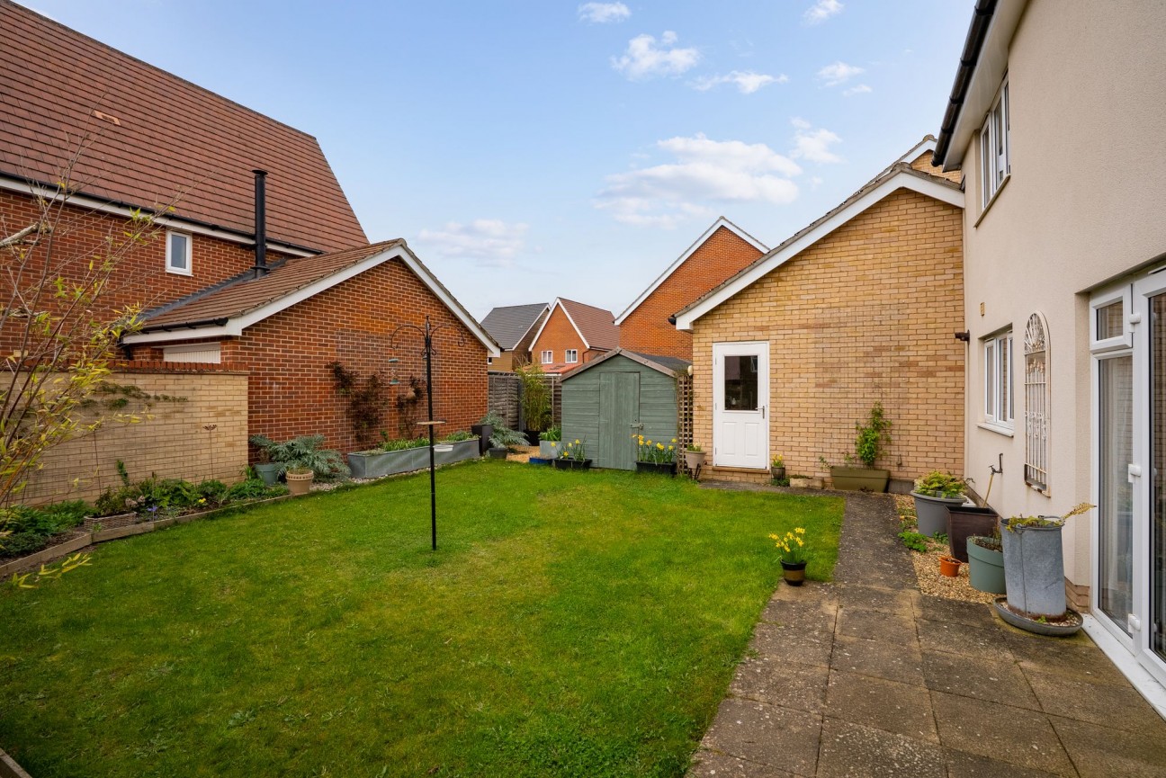 Spitfire Road, Upper Cambourne, CB23