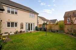 Spitfire Road, Upper Cambourne, CB23