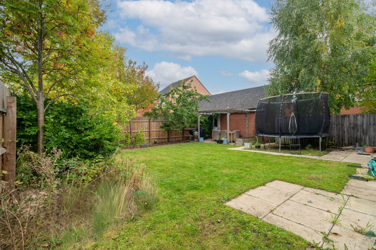 Hampden Close, Upper Cambourne, CB23