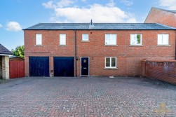Merle Way, Lower Cambourne, CB23
