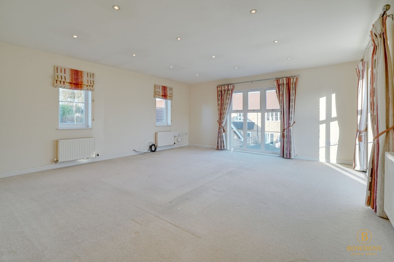 Merle Way, Lower Cambourne, CB23