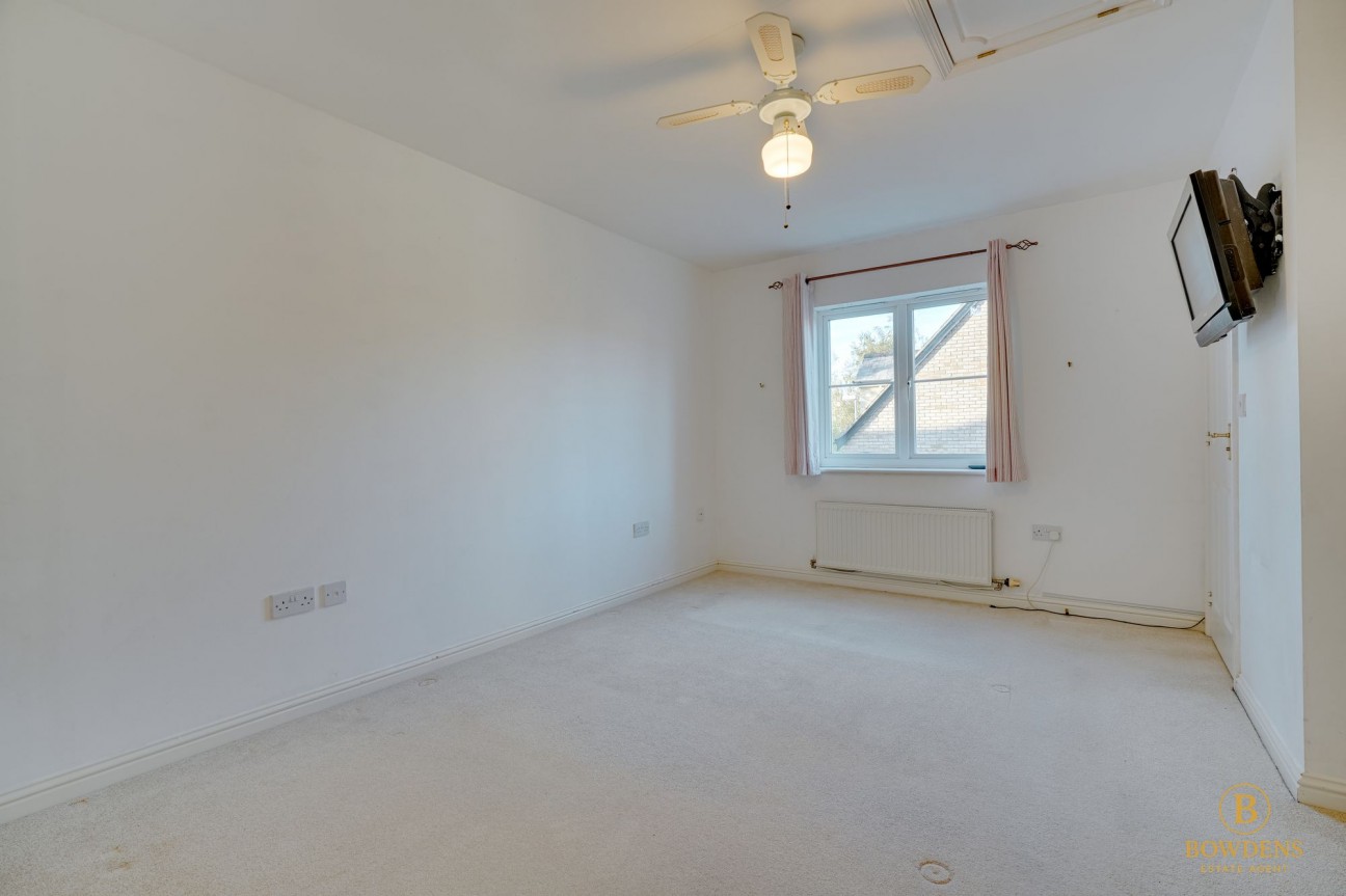 Merle Way, Lower Cambourne, CB23