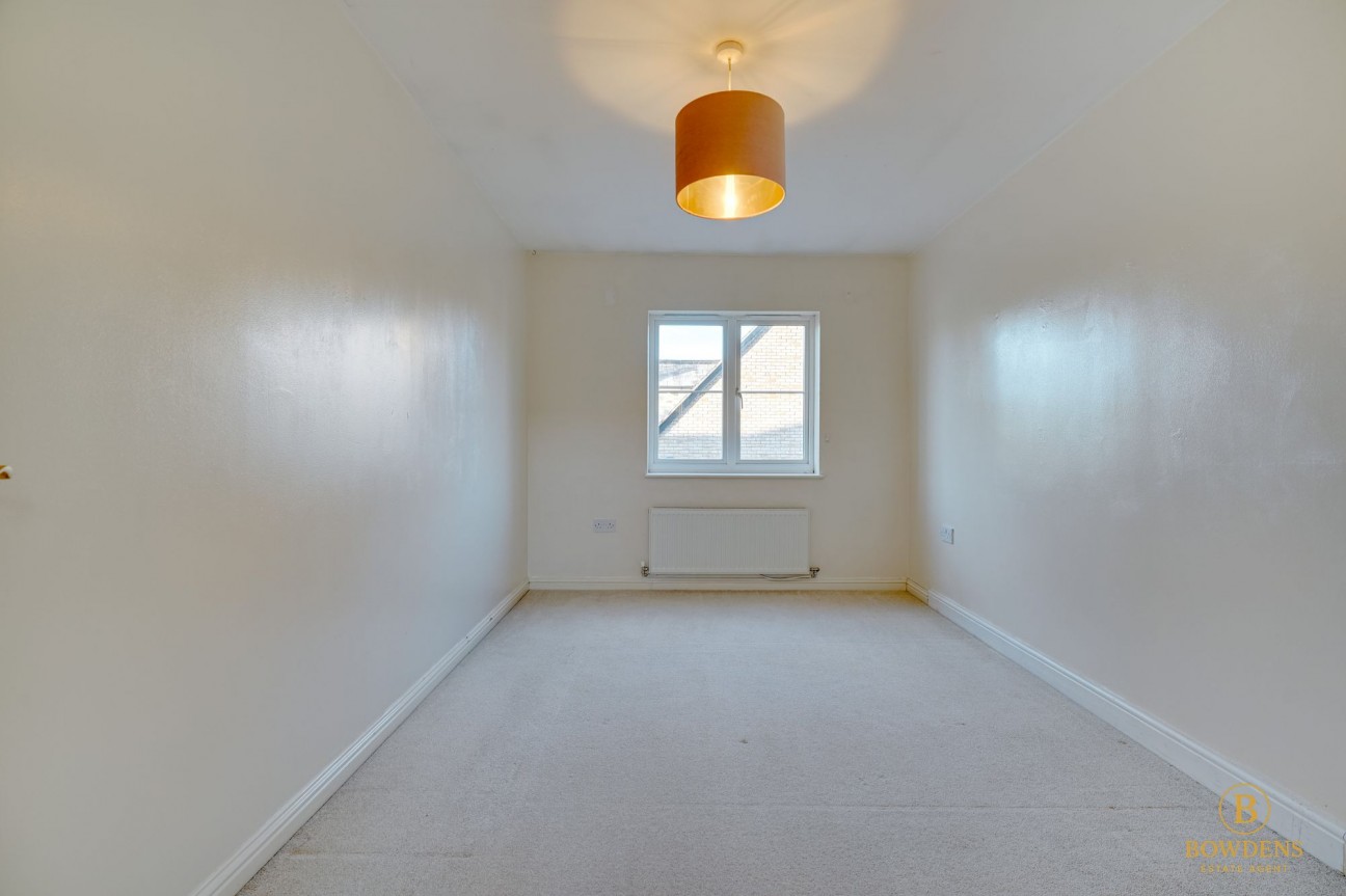 Merle Way, Lower Cambourne, CB23