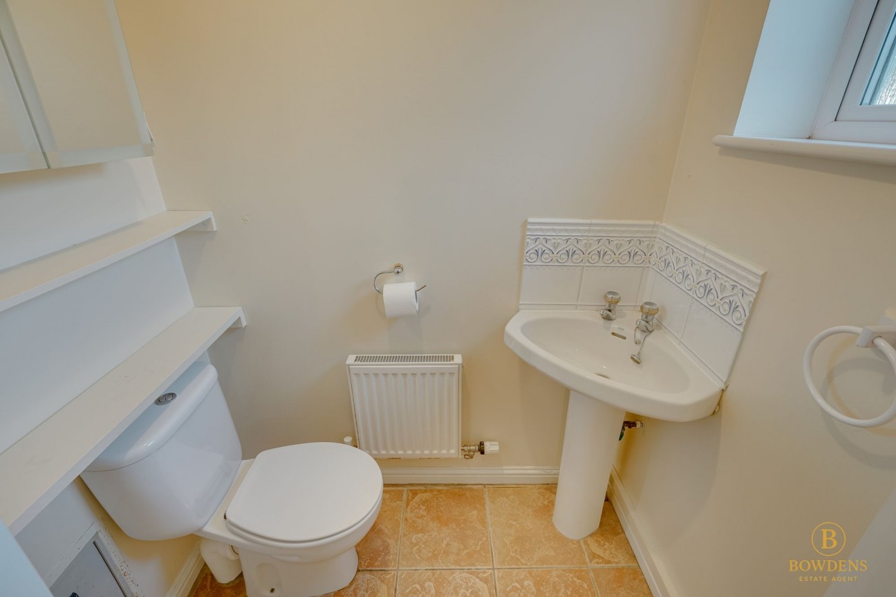 Merle Way, Lower Cambourne, CB23