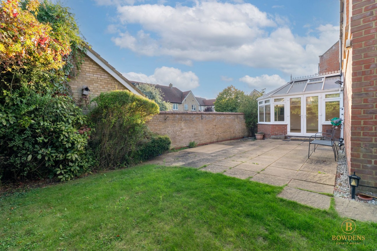 Merle Way, Lower Cambourne, CB23