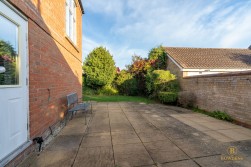 Merle Way, Lower Cambourne, CB23
