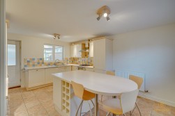 Merle Way, Lower Cambourne, CB23