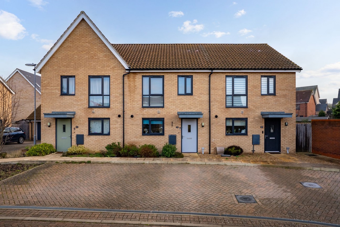 Short Drive, Upper Cambourne, CB23