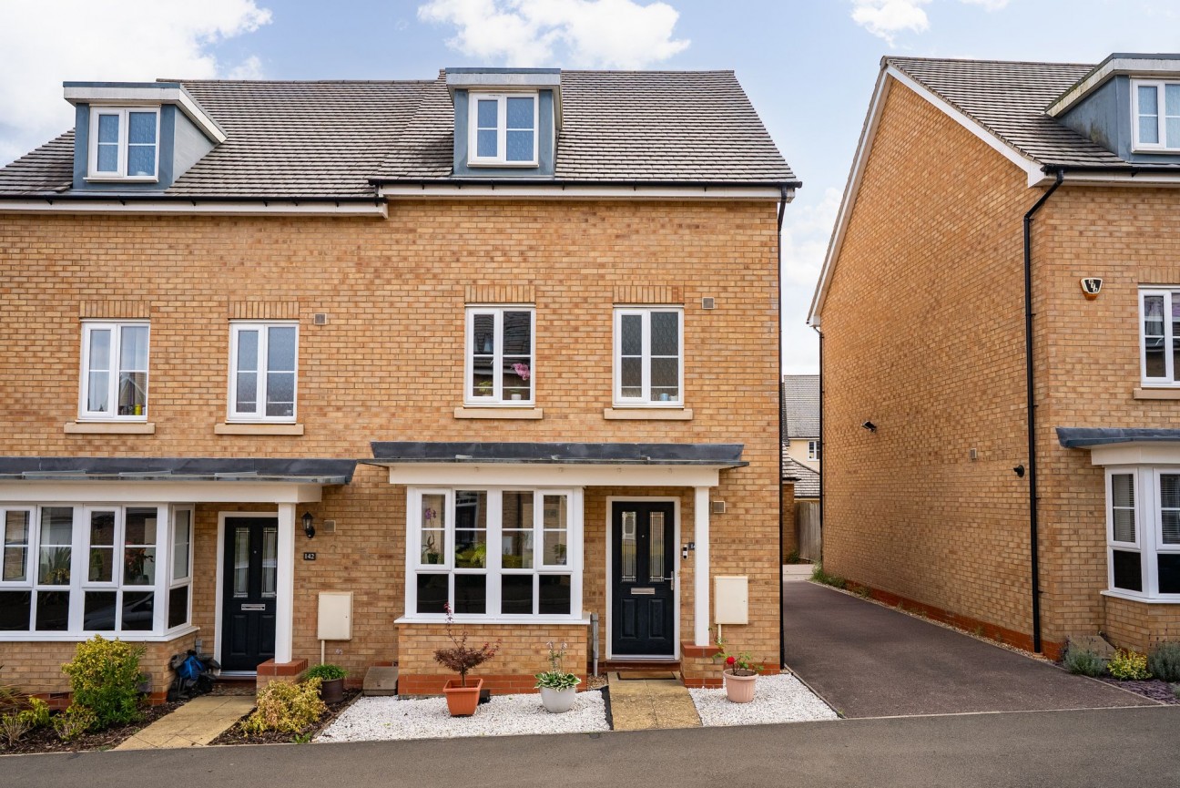 Summers Hill Drive, Papworth Everard, CB23