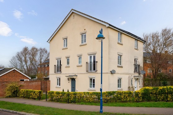 Greenhaze Lane, Great Cambourne, CB23