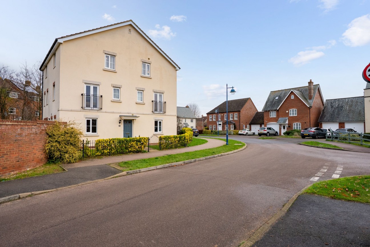 Greenhaze Lane, Great Cambourne, CB23