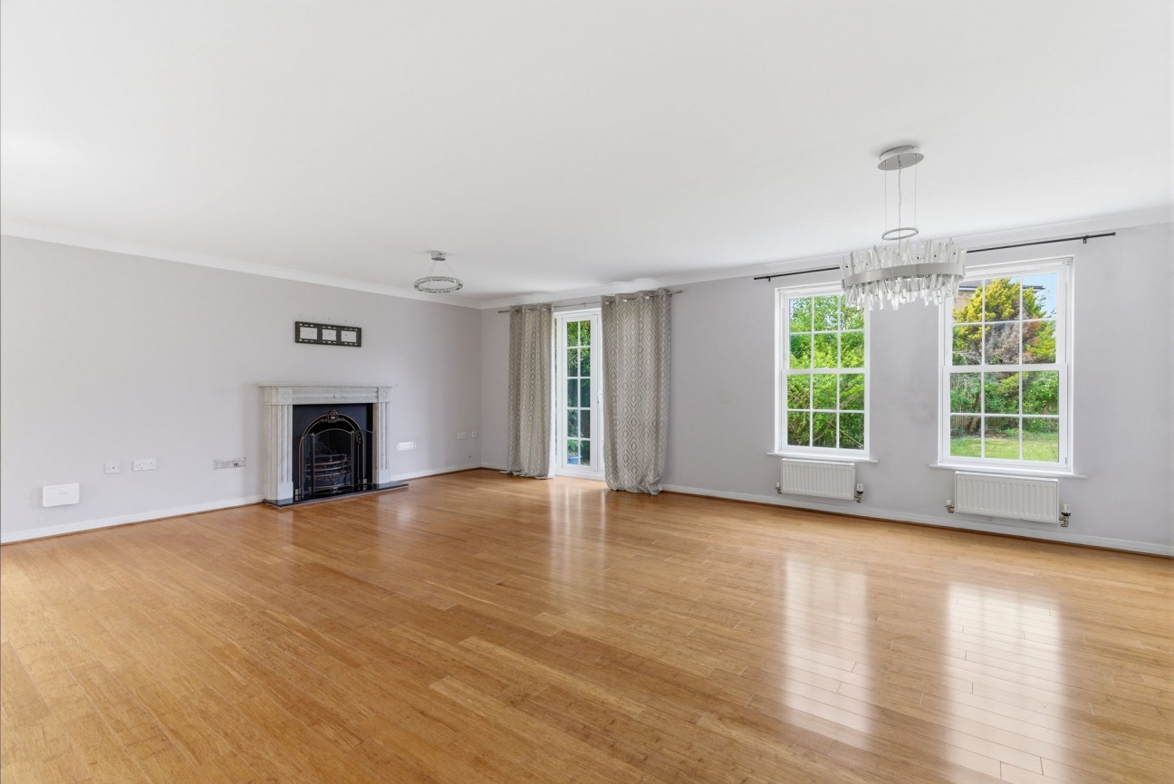 Brookfield Way, Lower Cambourne, CB23