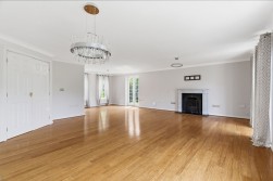 Brookfield Way, Lower Cambourne, CB23