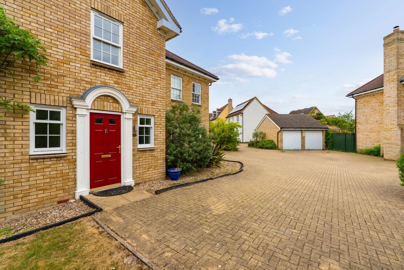 Brookfield Way, Lower Cambourne, CB23