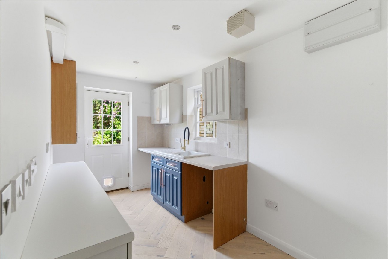 Brookfield Way, Lower Cambourne, CB23