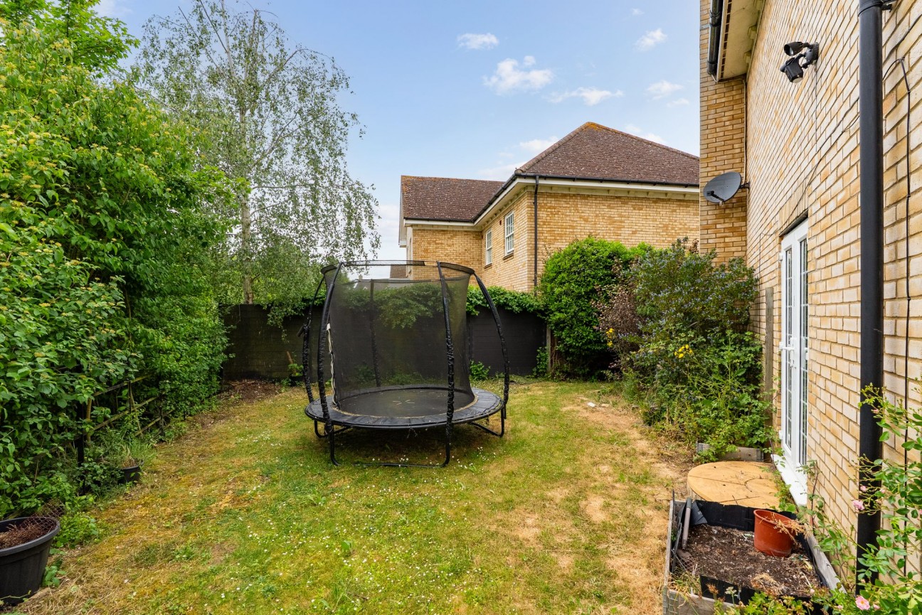 Brookfield Way, Lower Cambourne, CB23