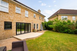 Brookfield Way, Lower Cambourne, CB23