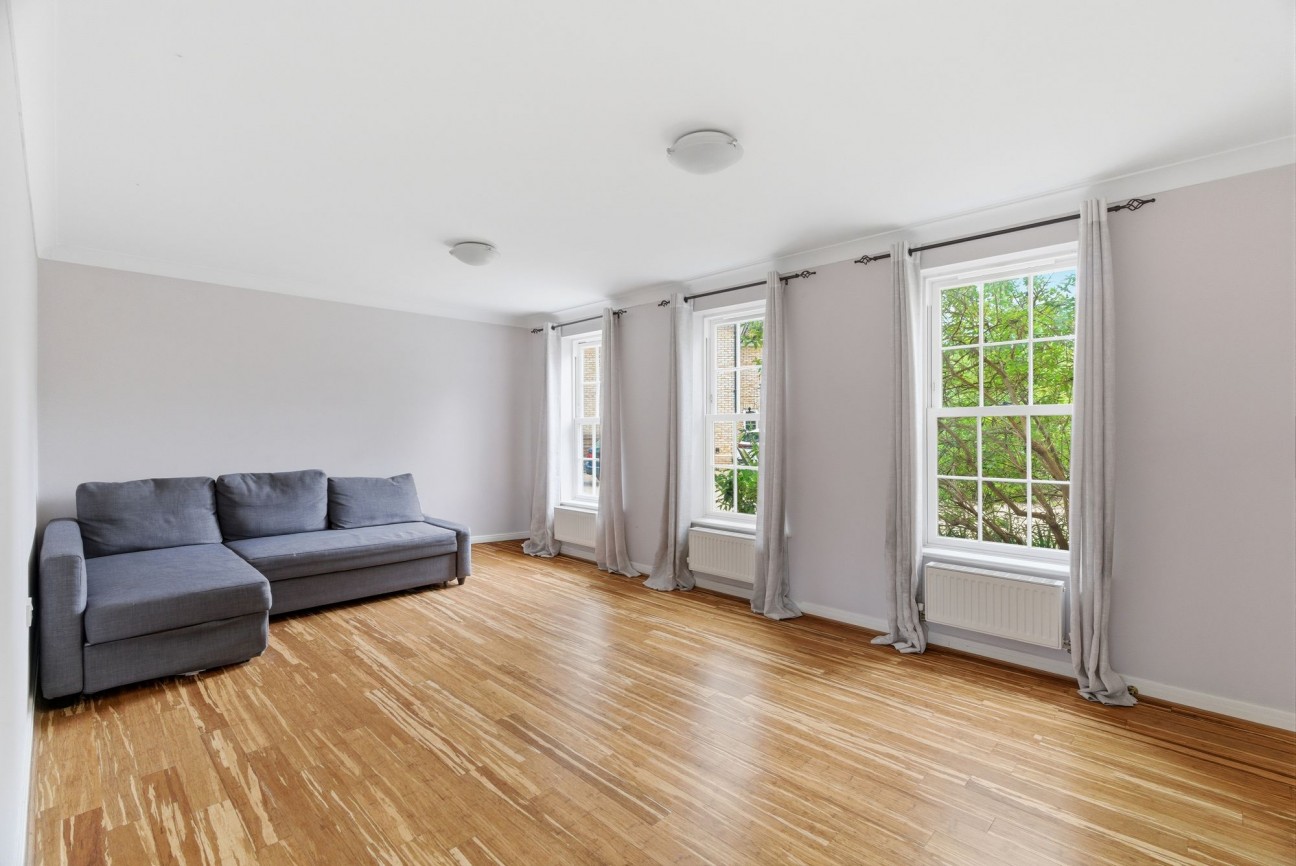 Brookfield Way, Lower Cambourne, CB23