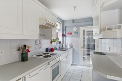 High Street, Hauxton, CB22