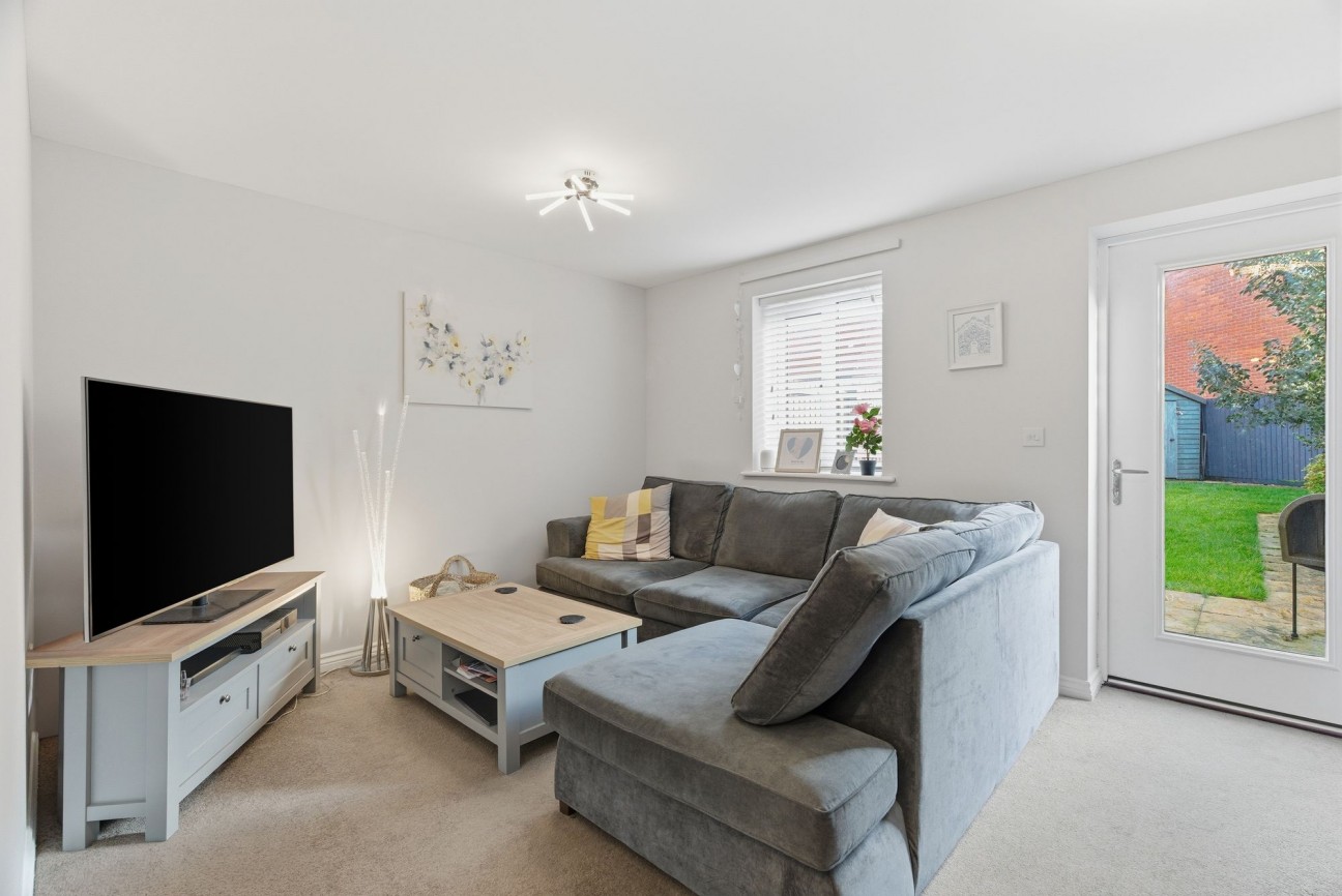 Short Drive, Upper Cambourne, CB23