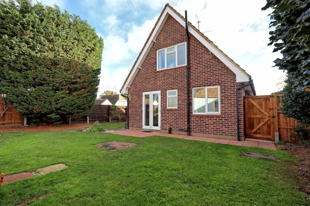 Woodfield Road, Hadleigh