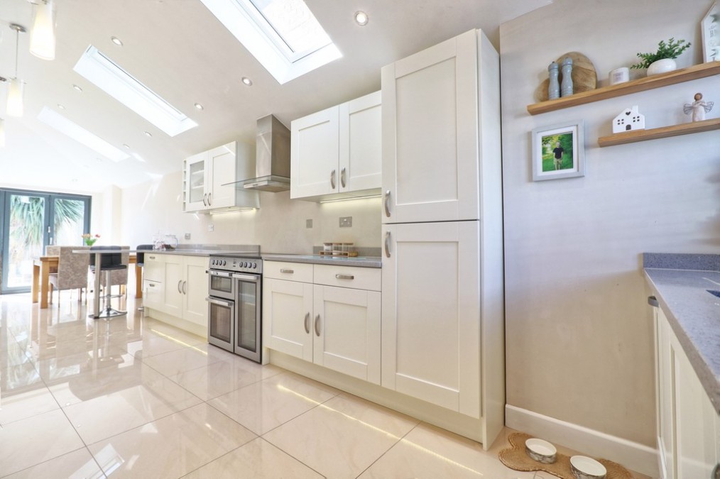 Daws Heath Road, Hadleigh