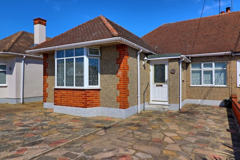 The Crescent, Hadleigh