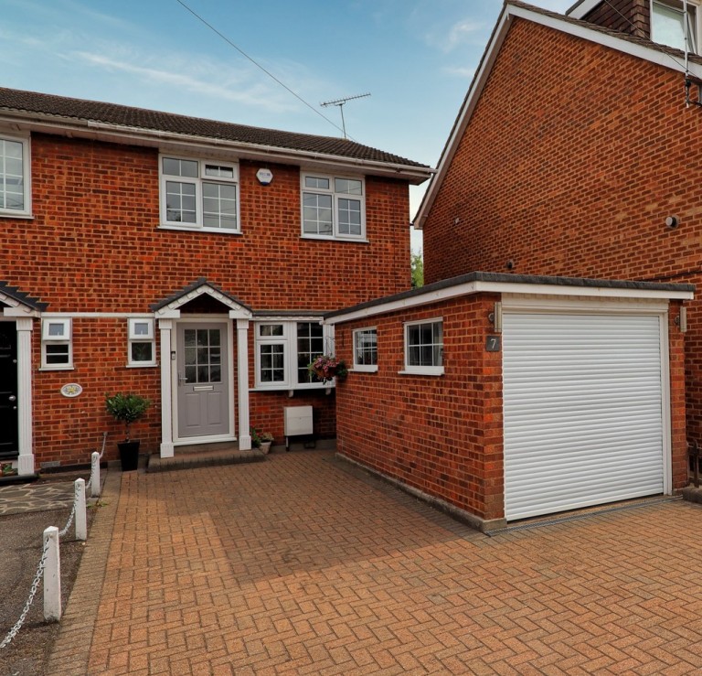 Ash Road, Hadleigh