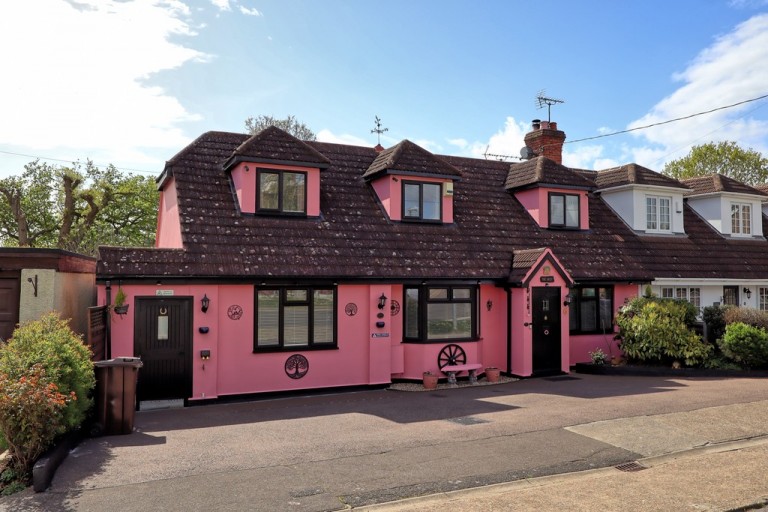 Fairmead Avenue