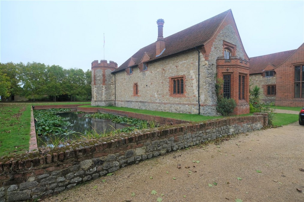 Rochford Hall, Hall Rd, Rochford