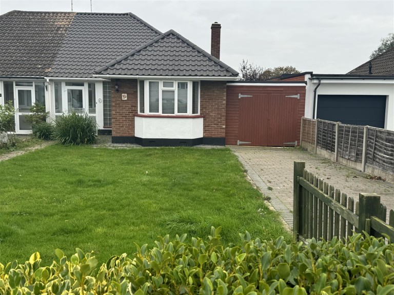 Rectory Close, Benfleet, SS7 2NF
