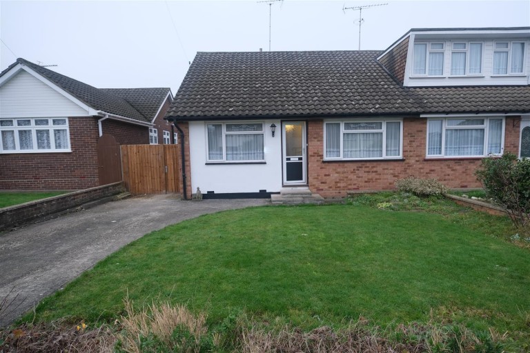 Pinewood AvenueLeigh-On-SeaEssex