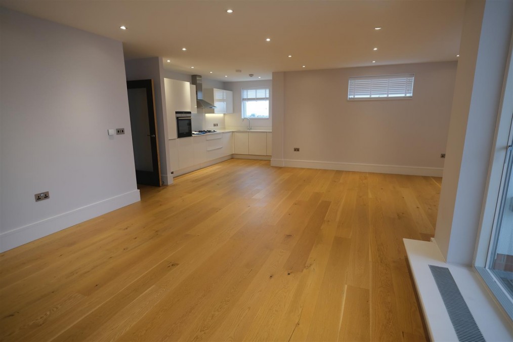 Eden Point Leigh-On-Sea