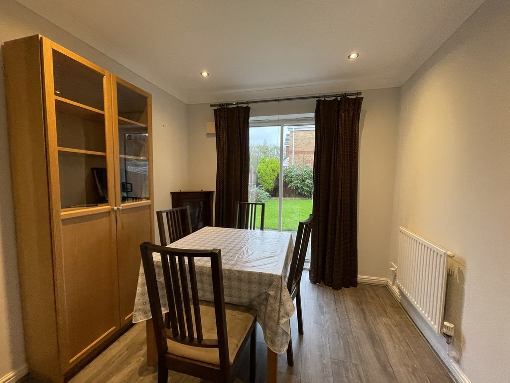 Lavington Avenue, Cheadle