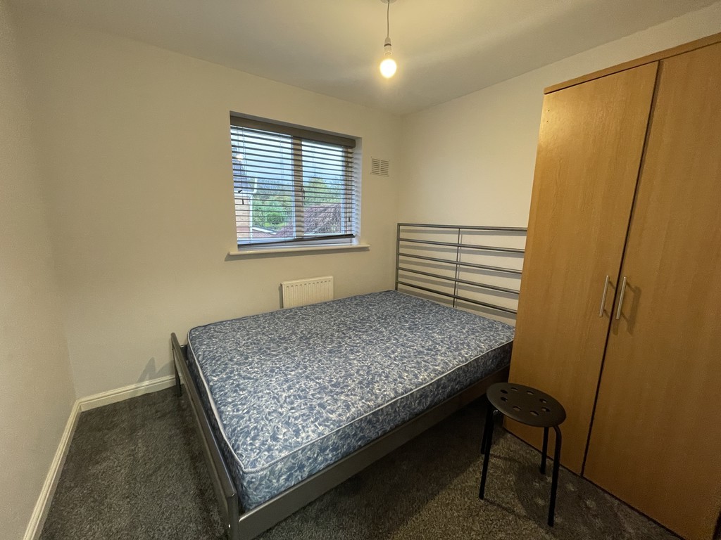 Lavington Avenue, Cheadle