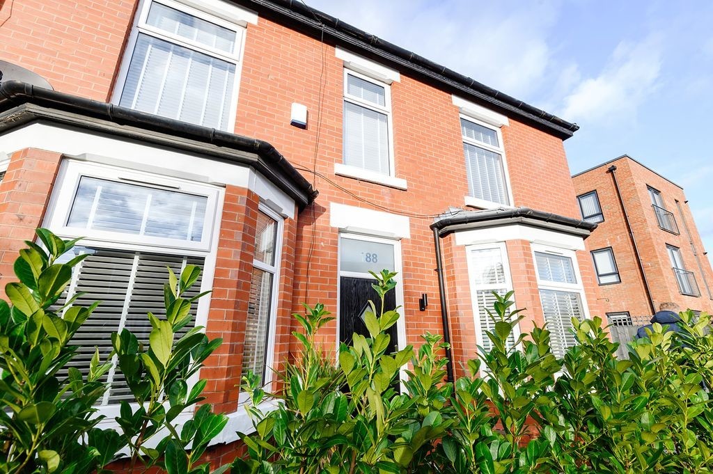 Room 3, 188 Stockport Road East