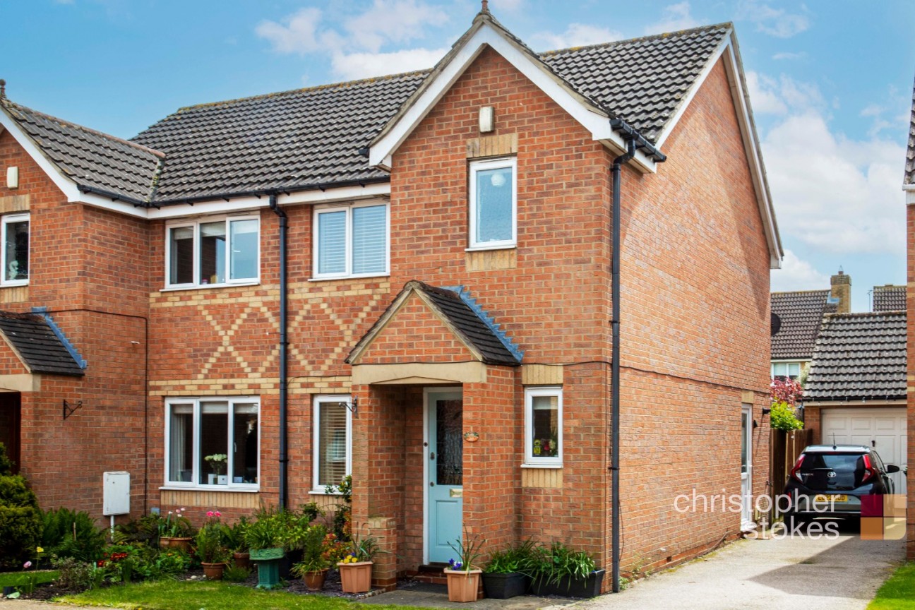 Dahlia Close, Cheshunt, Hertfordshire, EN7 6NW