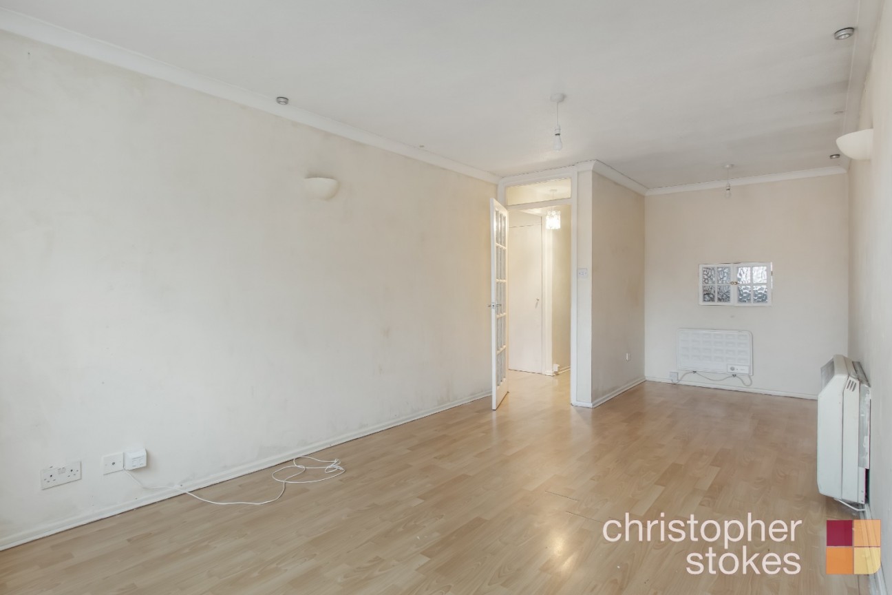 Maynard Place, Cuffley, Potters Bar, Hertfordshire, EN6 4JA