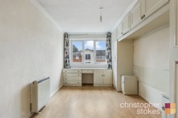 Maynard Place, Cuffley, Potters Bar, Hertfordshire, EN6 4JA