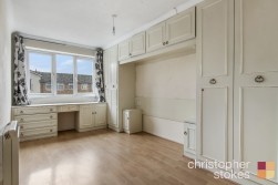 Maynard Place, Cuffley, Potters Bar, Hertfordshire, EN6 4JA