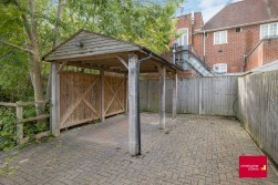 Alexis Row, High Road, Broxbourne, Hertfordshire, EN10 7FJ