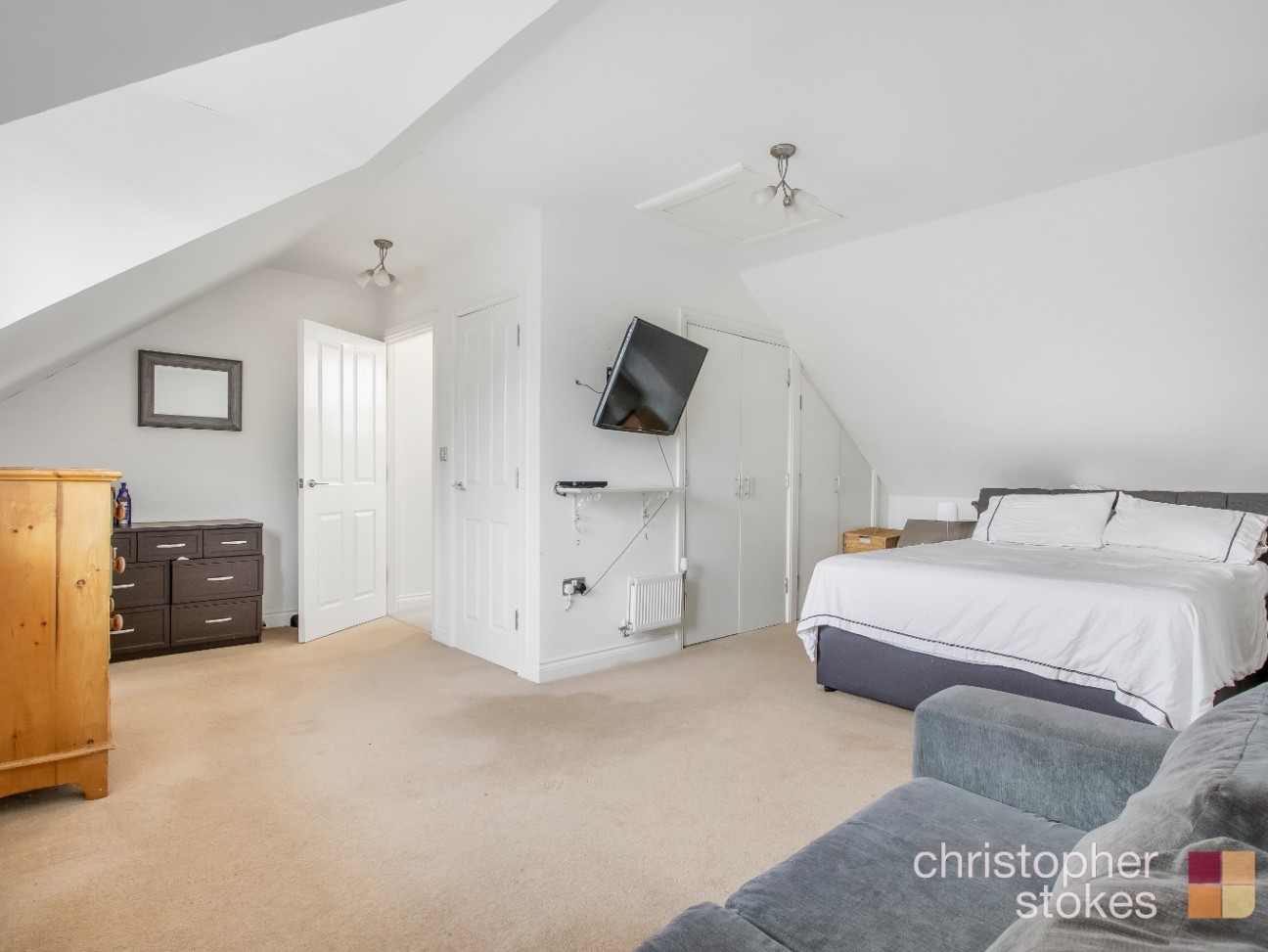 Meredith Court, Cheshunt, Hertfordshire, EN8 8HL